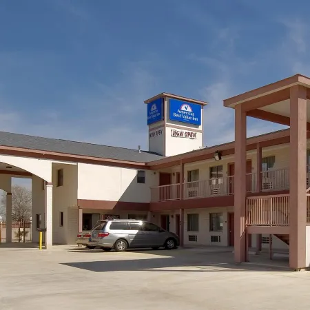 Americas Best Value Inn & Suites Hempstead
