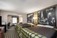 Super 8 by Wyndham Knoxville West/Farragut Hotels in Farragut