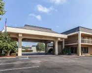 Clarion Inn Cleveland Near University