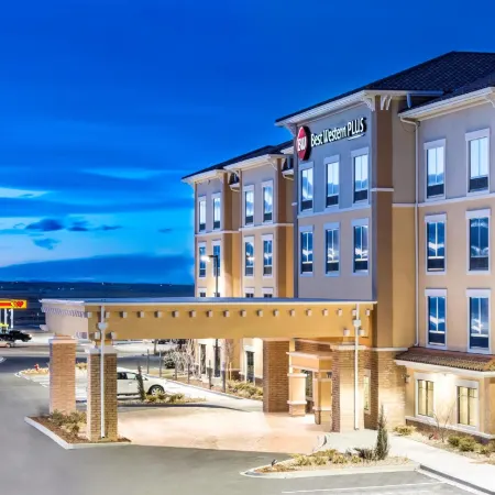Best Western Plus Hudson Hotel  Suites