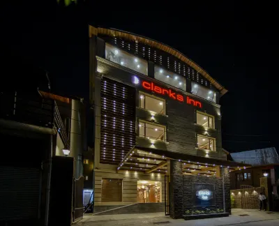 클락스 인 스리나가르 카니 바그 주변 호텔