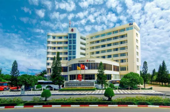 Sammy Hotel バックビーチ周辺のホテル