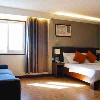 CBD Plaza Hotel Rooms