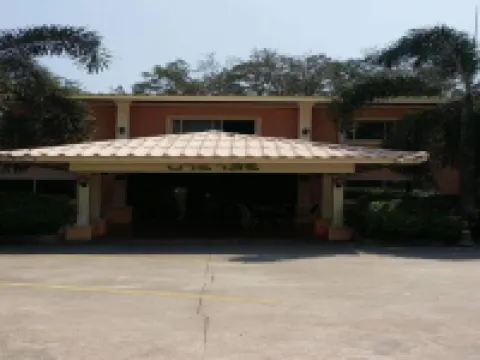 โรงแรมนาราสิริ โรงแรมในอำเภอเมืองปราจีนบุรี