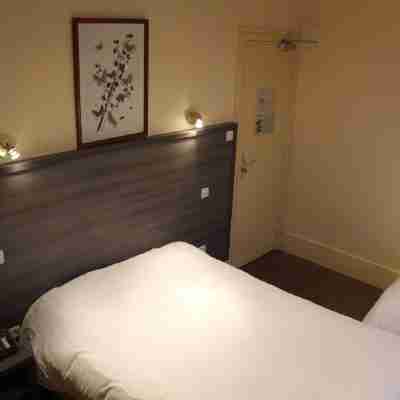 Hôtel La Fontaine Hôtel - restaurant Rooms