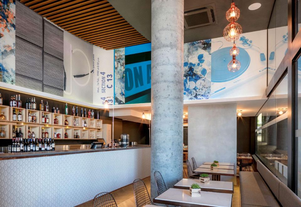 Kings Perth Hotel Over view