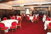 Petwood Hotel - breakfast
