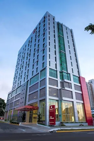 Ramada Plaza by Wyndham Panama Punta Pacifica Отели в г. Панама-Сити