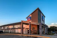 Studio 6 Lake Charles, La Hotels near Imperial Calcasieu Museum