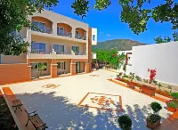 Eurohotel Katrin Hotel & Bungalows Ξενοδοχεία στην πόλη Minoa Pediada