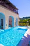Hotel Villa Sarah - Airport Shuttle