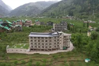 Justa Grand View Resort & Spa, Manali Hotels near Hamta Pass