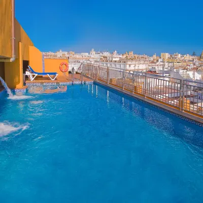 Senator Cádiz Hotels near San Severiano Train Station