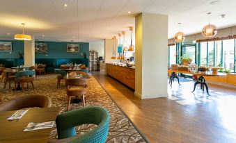 Cedar Court Wakefield