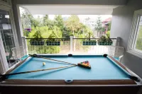 Villa 360 Bandung Hotels in Parongpong