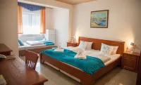 Hotel Atlantis Các khách sạn ở Ulmet