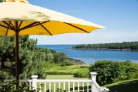 Strawberry Hill Seaside Inn - Ocean View
