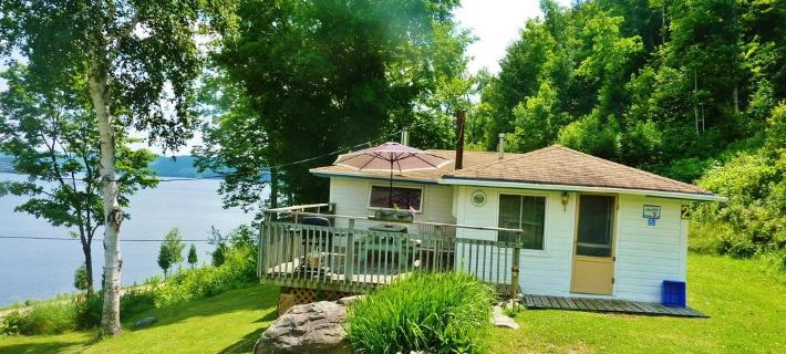Silver Springs Cottage Resort Hotele w: Haliburton County