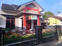 Homestay Syariah Purbalingga by Simply Homy Hotel a Purbalingga