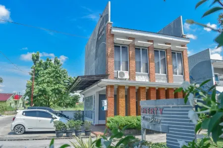 Liberty Homestay Отели в г. Bukit Raya