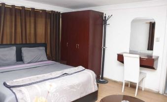 Seleen Hotel Suites