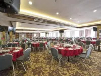 Newtown Plaza Hotel
