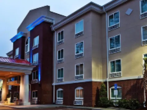 Holiday Inn Express & Suites SAVANNAH - MIDTOWN by IHG Hotels in Savannah