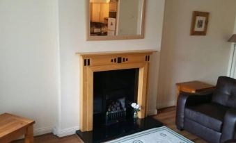 Cosy Apartment Dooradoyle - Housity