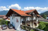 Hotel Rheinischer Hof Hotels in Garmisch-Partenkirchen
