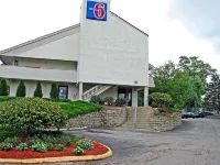 Days Inn by Wyndham Cincinnati I-71 Hotels in Cincinnati