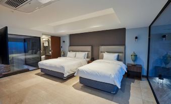 Partyz Hotel