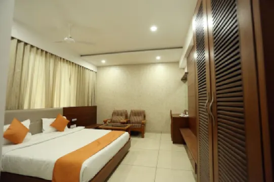 Hotel Avista - Unmarried Couples and Nri Not Allowed Hotels near Vadodara Jn