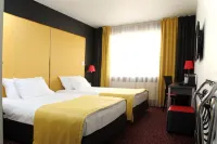Avenue Park Hotel (Авеню Парк Отель) Отели рядом с достопримечательностью «Флигель купцов Дерягиных»