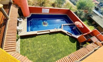 Hotel Santa Cruz - Housity