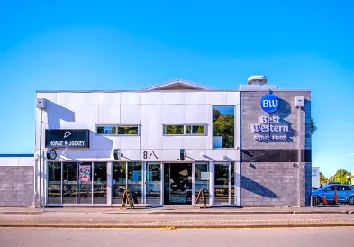 Alpine Hotel