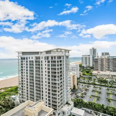 Palm Beach Singer Island Resort & Spa Luxury Suites Hotels near Peanut Island