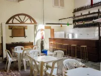 Palma Hostel Hoteles cerca de Pedra da Memória
