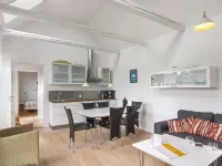 "Tinne" - 400m from the Sea