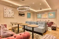 Premier Inn London Romford Town Centre Hotels in Hornchurch