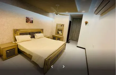 Landmark Hotel Lahore Отели в г. Бария Таун