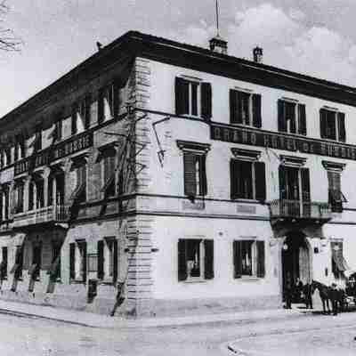 Hotel Plaza e de Russie Hotel Exterior