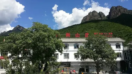 Fengshang Villa (Beijing Mentougou Lingshan) Отели рядом с достопримечательностью «Miyun Flood Pass»