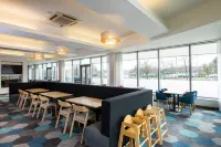 Holiday Inn Express Hamilton Hotels in Hamilton