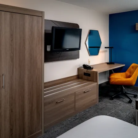 Holiday Inn Express & Suites CHARLESTON-KANAWHA CITY by IHG