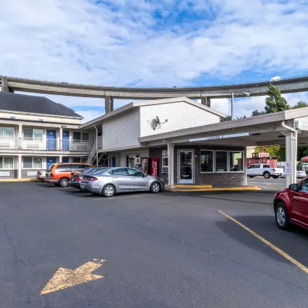 Motel 6 Astoria, or