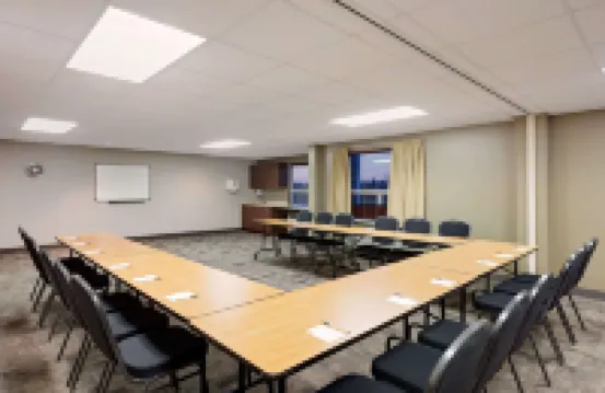 Super 8 by Wyndham Kapuskasing