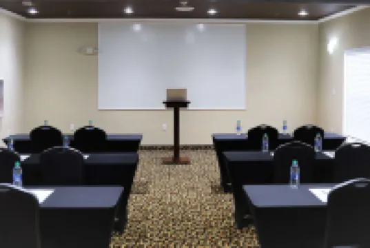 Super 8 by Wyndham High Point/Greensboro Hotels in High Point