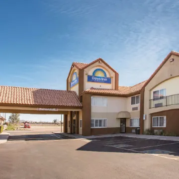 Days Inn by Wyndham Phoenix North