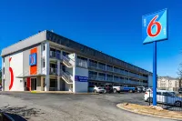 Motel 6 Little Rock, AR - West - 2-Star