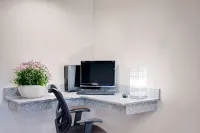 Super 8 by Wyndham Lexington/Hamburg Area